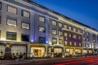 Clarks Inn Suites Gwalior - Gwalior - 0