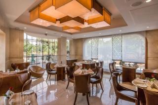 Clarks Inn Suites Gwalior - Gwalior - 4