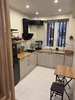 Cozy Apartment Near Old Tbilisi & Metro - 9
