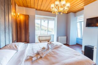 Poison Garden Suite & SPA - 6