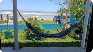 Casa de temporada enfrente a praia - 1