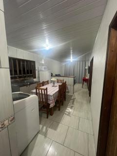 Casa inteira em terreno individual, pet friendly, vaga para 3 carros, wifi, home office - 3