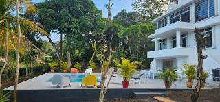 Habitation Villa Les Cassias - 0