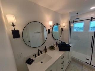 Large home by downtown, NRG Stadium, Med Center - 9