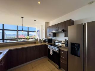 Anthonini's Apartment 6 guests San Salvador - 4