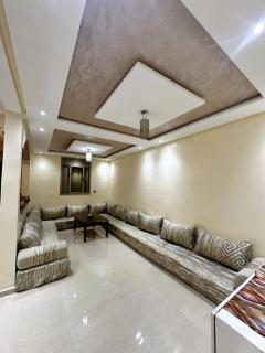 Quiet Aourire Hideway - 8