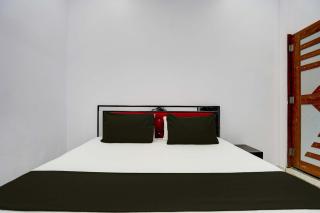 Hotel O New Golden Moon - 4