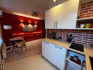 Stylish Riga Center Stay - Free Parking - Walk to Old Town - 1