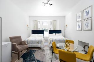 Kozy Stays Drummond Modern apartments - 4