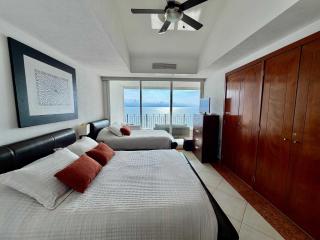 Grand Venetian 2 bedroom tower 1000 - 8