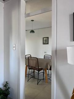 Amplia casa con patio - 3