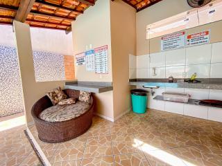 Condomínio com Piscina, Área Gourmet e Garagem a 800m da Praia de Taperapuã - 8