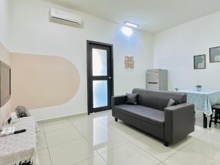 Couple Suite Greenfield 1BR 1BA Near Paradigm Mall - 6