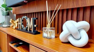 Stylish 1BR Condo with Balcony Pet Friendly - 5