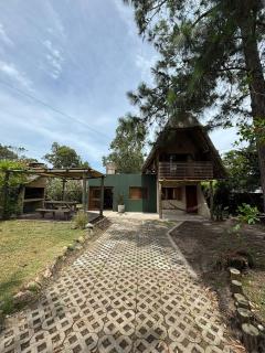 Hermosa Cabaña a 2 Cuadras De Los Botes, La Paloma - 0