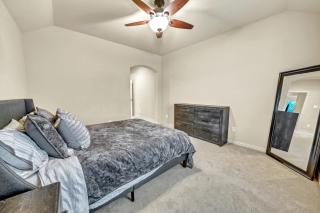 New Luxury Retreat with Skyline Views & Theater - 6