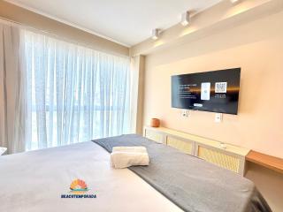 Season Exlcusive - 5