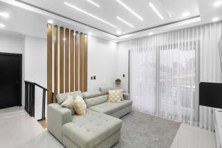 16 Luxe House Pool Table BBQ 20 min Airport - 6