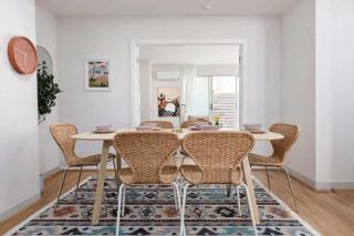 Modern 3 Bedroom Townhouse in Brunswick - 4