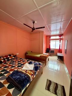 Revtenzin Homestay - 6