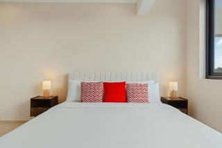 NEW 1-Min Walk to Beach 8-Bed 2 Villas 2 Pools - 9