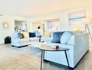 Beachfront House - Ocean Views, Beach Access - 1