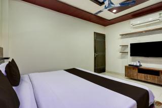 Super Townhouse Sheesh Mahal Farrukh Nagar - 2