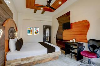 Townhouse Oak Tirupati Formerly Sky Towers - 1