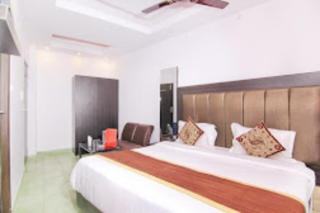Srt rajput hotel Subhash Marg Charbhag Lucknow - 2