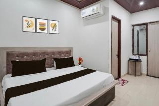 Townhouse Oak Char Dham Vrindavan - 6