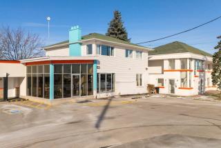 Howard Johnson by Wyndham Brampton - 9