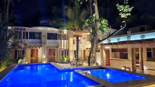 Toro by Dreamcatcher - 8