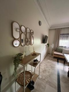 Appartement spacieux 1min Menara Mall 5mins de gare ferroviaire - 4