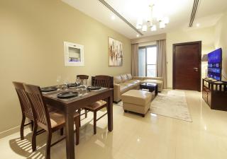Stunning 1BR on a High Floor in Dubai Downtown - 3