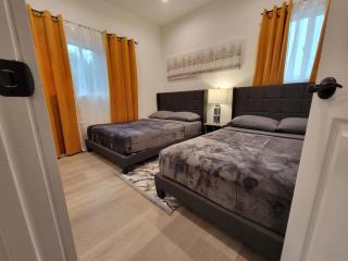 Spacious 2-Bedroom, One and a Half Bath Home in Pico-Robertson Near Beverly Hills and Cedars-Sinai - 6