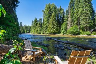 Riverfront Chalet Near Skiing, Lakes, Mtns & Leavenworth - 6