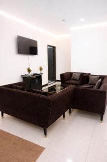 Private 2BD Apartment Opposite Dha Phase 8 - 1