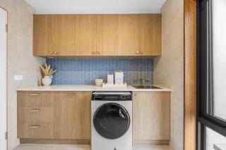 Golden Forrest Getaway - 6