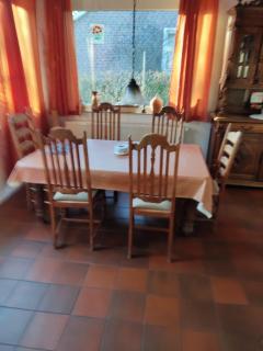 FeWo Aurich Zentrum EG 3 Schlafzimmer und FeWo OG 4 Schlafzimmer - 1