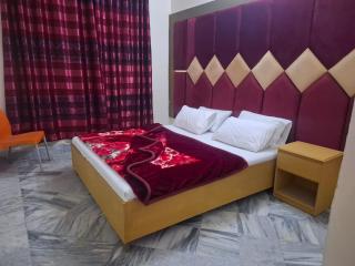 New Maharaja Hotel - 6