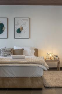 Lovely 4 BR Home in Faqra - 8