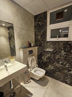 Japandi theme Apartment 10 mins from Chandigarh Airport - by Zeppelin Stays - 1