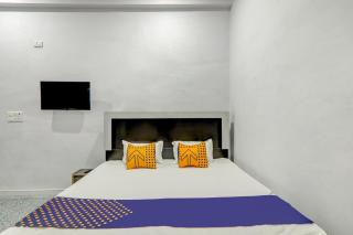 SPOT ON 79385 Hotel Kamla - 8