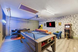 Texas Willow Ranch - Epic Luxury Retreat with Pool, Game room, Soccer, BBQ, Fire table - 2