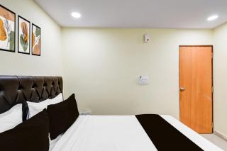 Hotel O R Square NARSINGI - 6