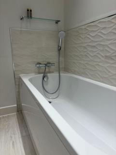 2 Bed Cotswold House in Bourton on the Water - 8
