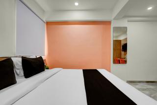 Collection O Hotel Orange Tree - 1