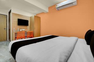 Collection O Hotel Orange Tree - 0