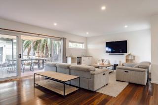Central Torquay House 300m to beach - 2