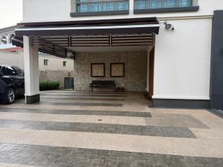 Urban Resort Villa, Taman Kolam Air - 6